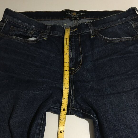 Lucky Brand Sweet N Low Womens Jeans Size 12/31 Dark Wash Distressed - Picture 9 of 13